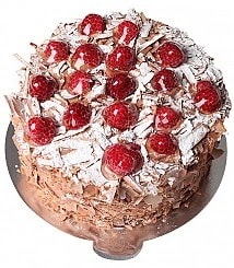 Usta Ellerden 6–9 Kişilik Çikolatalı Frambuazlı Yaş Pasta